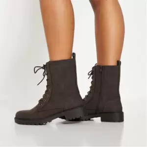Image of I Saw It First Basic Lace Up Chunky Sole Boot - Brown