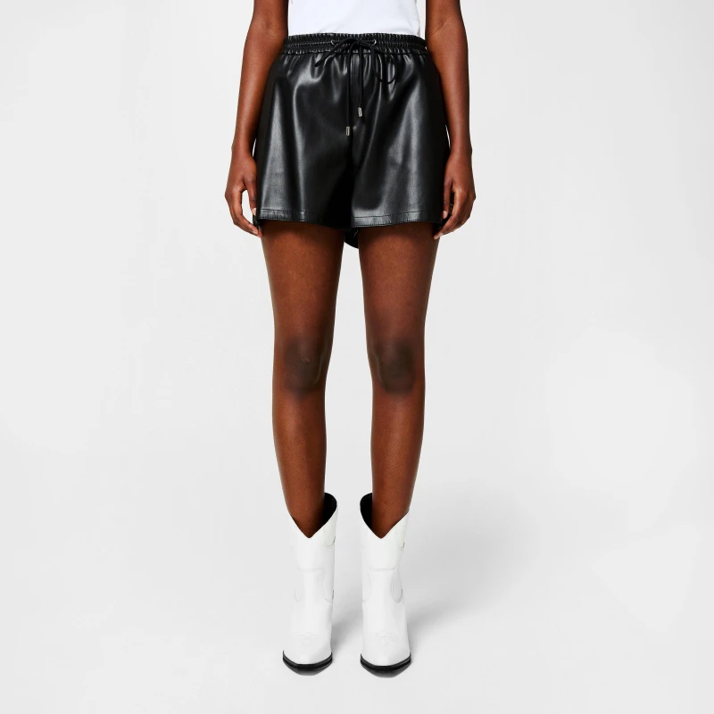 Image of Hugo Hesear Shorts Black female 8 (36)