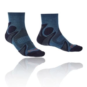 Image of Bridgedale TRAIL SPORT Lightweight T2 Merino Cool Comfort Mens - Medium Storm / Navy