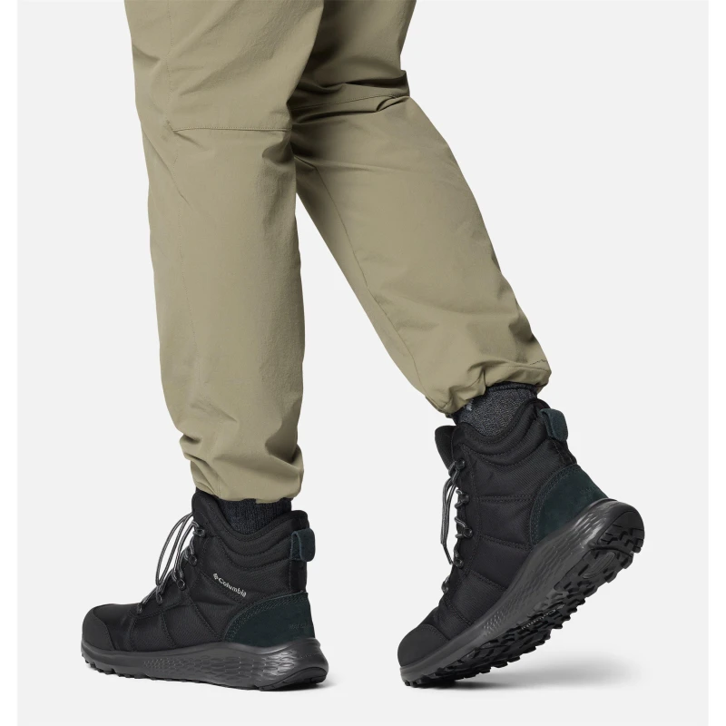 Image of Columbia Fairbanks Waterproof Winter Boots Mens Black male 7 (41)