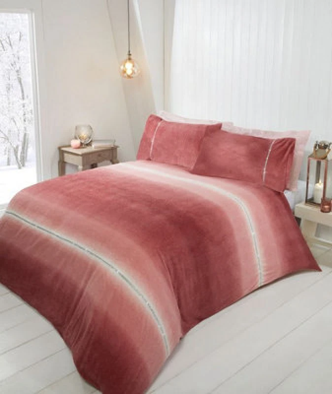 Image of Rapport Home Diamante Teddy Duvet Cover Set with Pillowcase in Dusty Pink Size: Single Dusty Pink Unisex Single