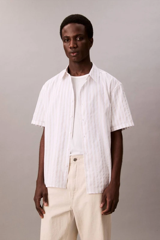 Image of Calvin Klein Mens Ss Supima Chest Emb Crewneck Tee White Size: XL White Male XL