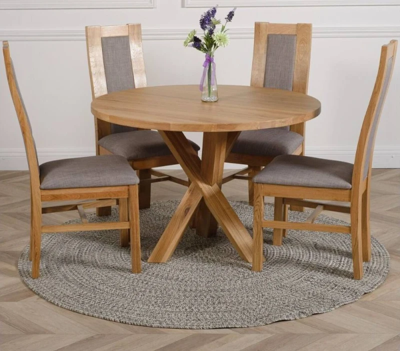 Image of Thats Furniture Oregon Round Oak Dining Table & 4 Stanford Chairs in Brown Brown Unisex