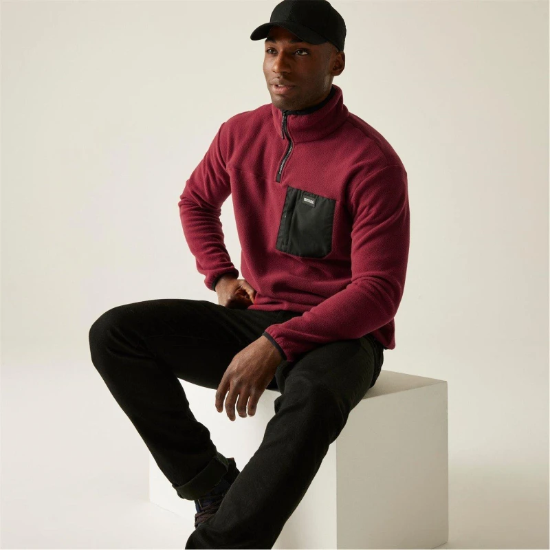 Image of Regatta Regatta Men 'Frankie' Half Zip Fleece in Maroon Size: Small Maroon S Male 5063516105442