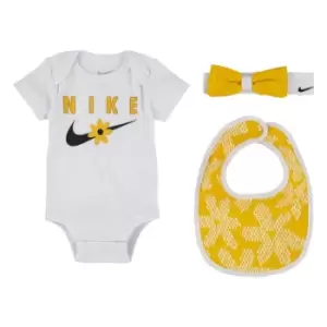 Image of Nike Mini Me 3Pc Set Bb99 - Gold