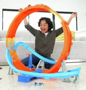 Image of Hot Wheels Massive Loop Mayhem Track Set and Car