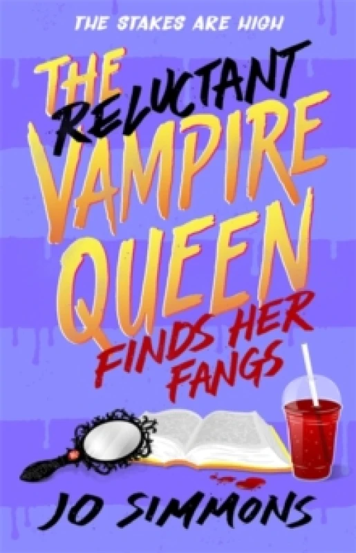 Image of The Reluctant Vampire Queen Finds Her Fangs (The Reluctant Vampire Queen 3) Paperback / softback