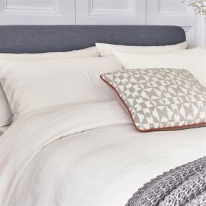 Image of Bedeck of Belfast White Textured Cotton Kenza' Standard Pillow Case