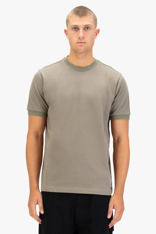 Image of Luke 1977 Luke 1977 Men Albaicin T-Shirt in Green Size: Small Green S Male 5063494093908