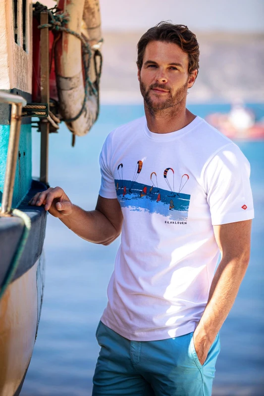 Image of Brakeburn Brakeburn Men Watersports T-Shirt in White Size: 2X-large White XXL Male 5052414919787