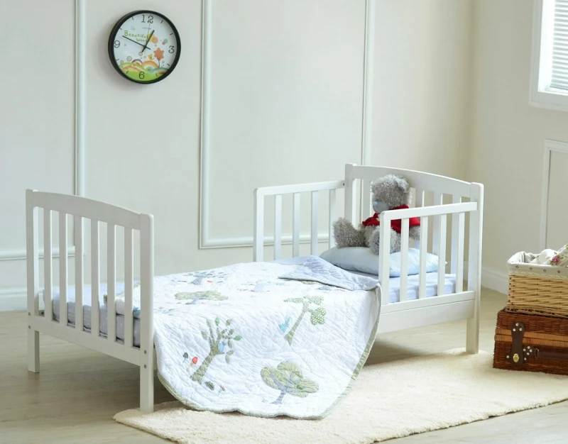 Image of MCC Direct CozyCubs Toddler Bed Wooden Frame with Mattress - Montanna in White Size: 1 Pack White Unisex 1 Pack