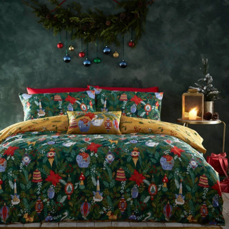 Image of Furn Furn Deck The Halls Christmas Reversible Duvet Cover Set in Dark Green Size: Super King Dark Green Super King Unisex 5025532709035