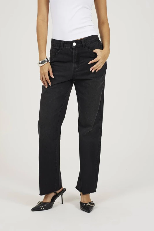 Image of Brave Soul Womens Mid Rise Straight Leg Jeans in Black Size: 10 Black Female 10