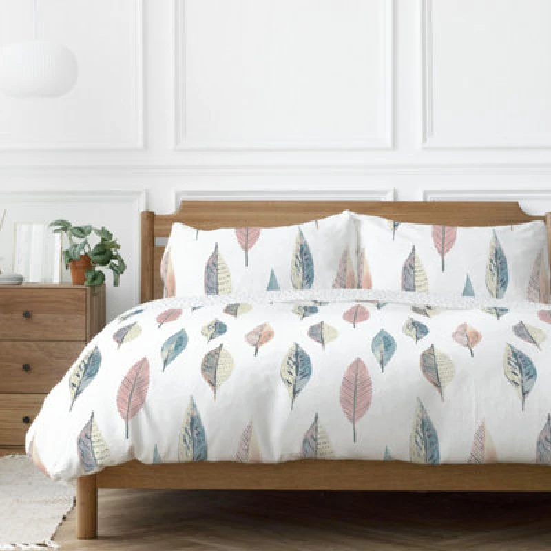 Image of Copenhagen Home Flynn Leaf Double Duvet Cover Set With Pillowcases - Pastel White