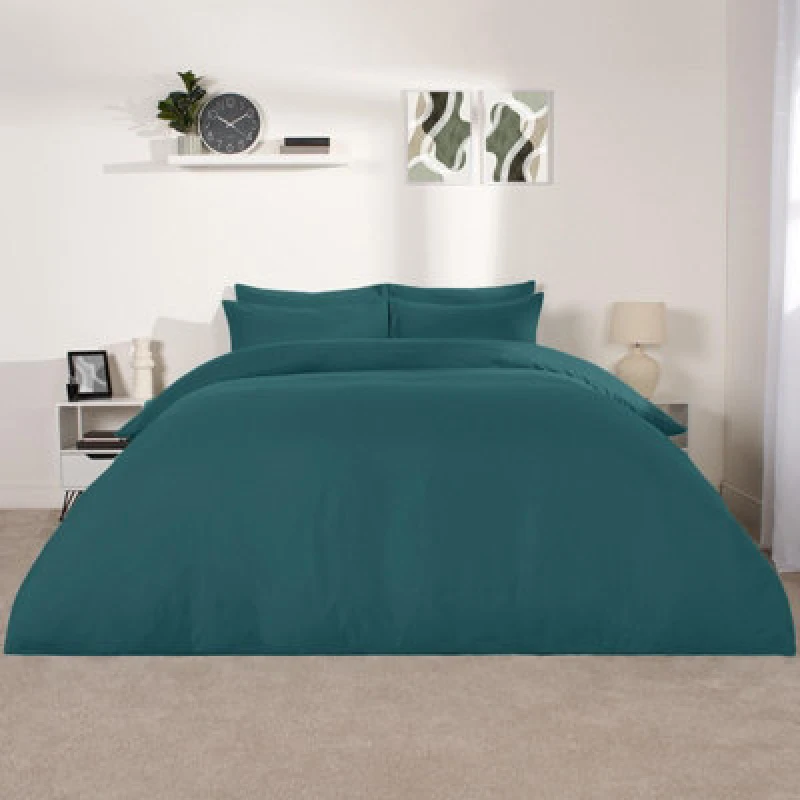 Image of OHS OHS Plain Dyed Duvet Cover with Pillowcase Bedding Set in Teal Size: King Teal King Unisex 5027434210558