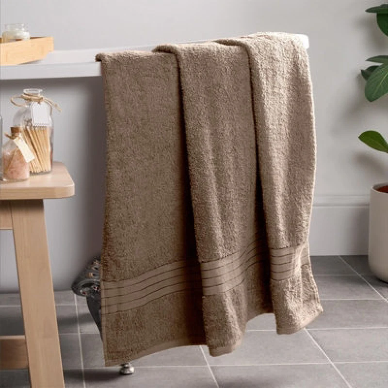 Image of OHS OHS Luxury 100% Cotton Bath Sheet Bathroom Towel in Light Beige Light Beige Bath Sheet Unisex 5027434186495