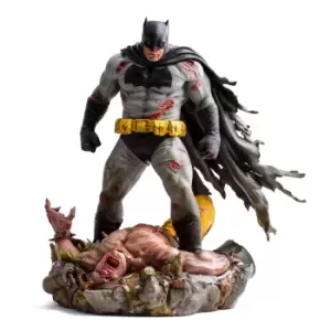 Image of Iron Studios Batman: The Dark Knight Returns Diorama 1/6 Batman 38 cm