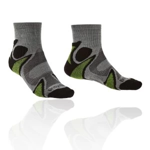 Image of Bridgedale TRAIL SPORT Lightweight T2 Merino Cool Comfort Mens - Medium Black / Green