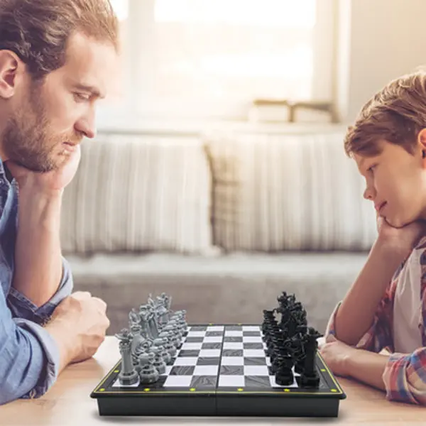 Image of Harry Potter: Magnetic Foldable Chess Game