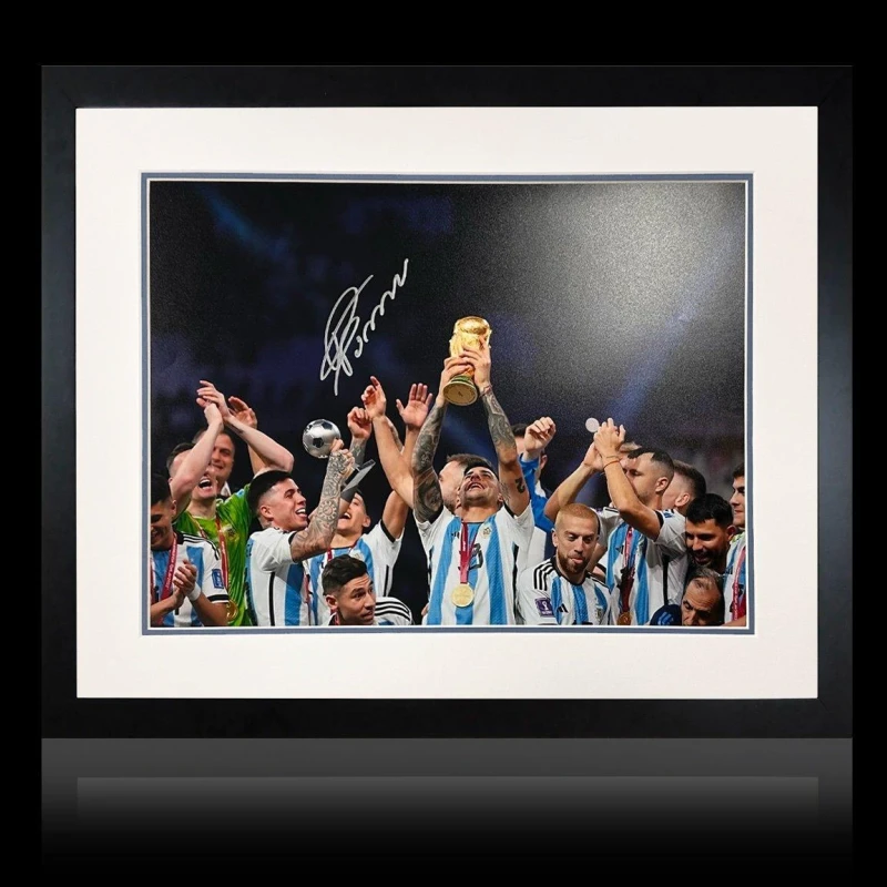 Image of The Fan Cave Cristian Romero Signed Argentina Deluxe Mount Fram Blue unisex 550x450mm