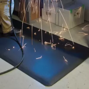 Image of Diamond Tread Weld Mat 600 x 900mm