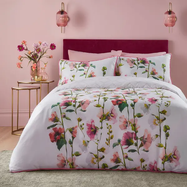 Image of Soiree Layla 200 Thread Count Duvet Cover and Pillowcase Set Pink