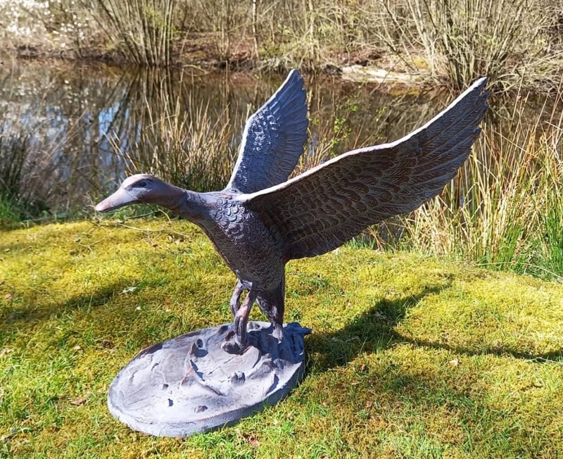 Image of Inspirational Gifting Flying Duck Garden Sculpture Ornament Decor in Bronze Bronze Unisex
