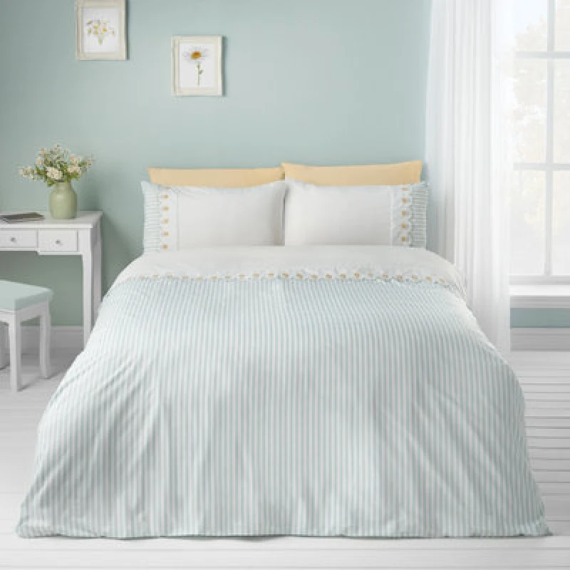 Image of Catherine Lansfield Embroidered Daisy Duvet Cover Bedding Set Sage Green