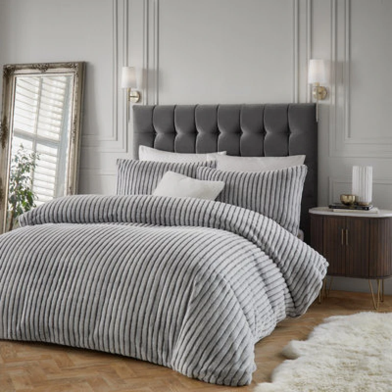 Image of Paoletti Paoletti Alpine Striped Faux Fur Duvet Cover Set in Grey Size: Double Grey Double Unisex 5025532357199