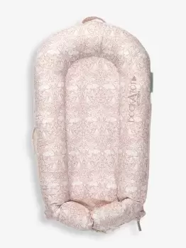 Image of DockATot Deluxe + William Morris Brer Rabbit