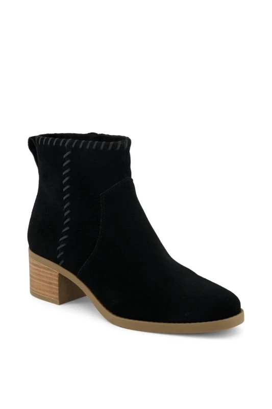 Image of TOMS Womens Delilah Heeled Boot in Black Size: 6 Black Female 6