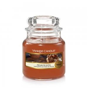 Image of Yankee Candle Pecan Pie Bites scented candle 104g