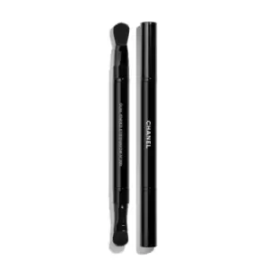 Image of Chanel PINCEAU DUO PAUPIERES RETRACTABLE No. 200 Retractable Dual-Ended Eyeshadow Brush - Black