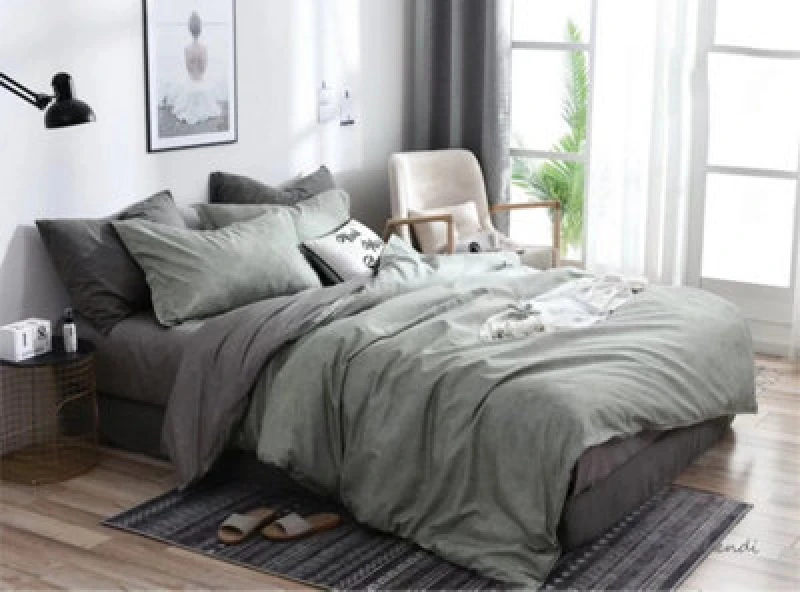 Image of Ezysleep Ezysleep Reversible Grey Printed Duvet Set Size: Single Grey Single Unisex 0721545589910
