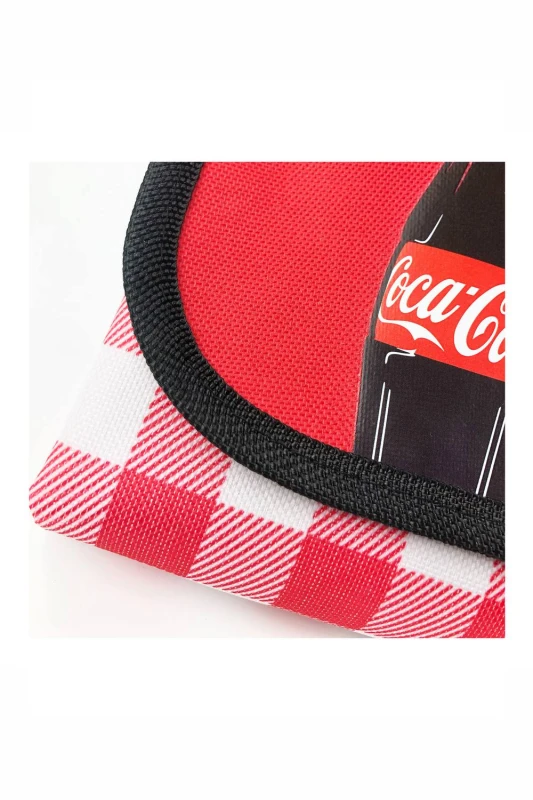 Image of Kimm and Miller (UK) Ltd Kimm and Miller (UK) Ltd Coca Cola Picnic Blanket in Red Size: 800g Red 800g Unisex 5055475455980