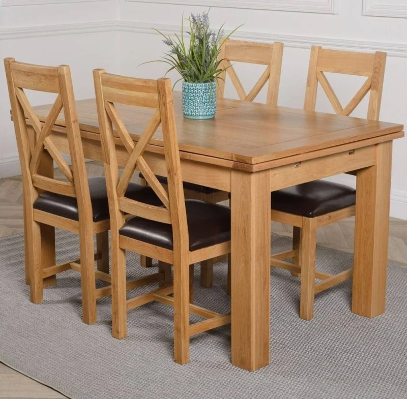 Image of Thats Furniture Richmond 140-220cm Oak Extending Dining Table & 4 Berkeley Leather Chairs in Brown Brown Unisex