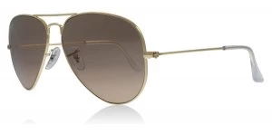 Image of Ray-Ban 3025 Sunglasses Gold 001/3E