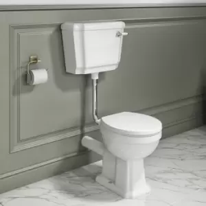 Image of Close Coupled Traditional Low Level Toilet with Soft Close Seat - Park Royal