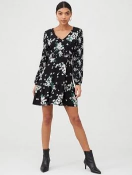 Image of Oasis Dandelion Patched V-Neck Skater Dress - Black, Multi Black, Size 12, Women