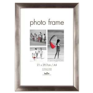 Image of Innova Norfolk A4 Frame - Silver
