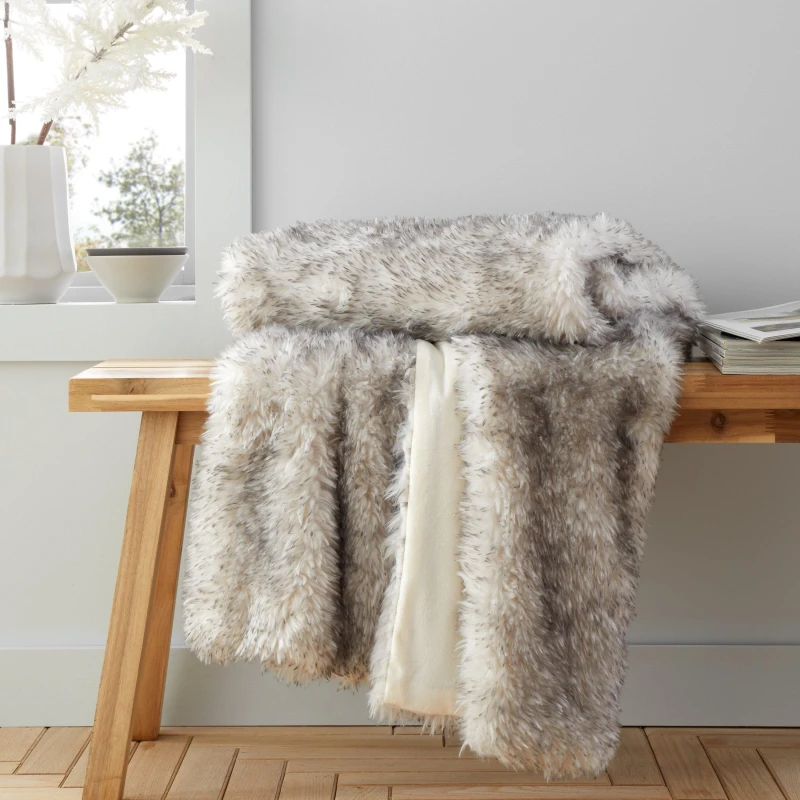 Image of Catherine Lansfield Catherine Lansfield 'Arctic Fox' Cosy Faux Fur Blanket Throw in Grey Size: 130cm x 170cm Grey 130cm x 170cm Unisex 5057681156927