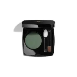 Image of Chanel Shadows Premiere Poudre Long Hold Eyeshadow Color 18 Green