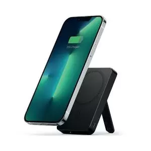 Image of ESR HaloLock Kickstand Wireless Power Bank 10,000mAh MagSafe