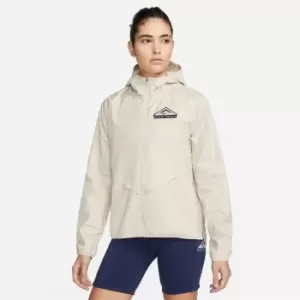 Image of Nike Soft Shell Trail Jacket Womens - Neutral