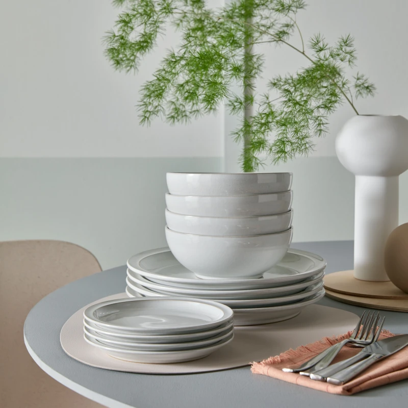 Image of Denby 12 Piece Tableware Set in White White Unisex
