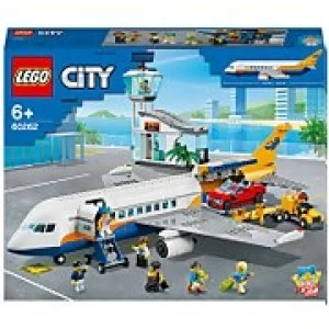 Image of LEGO City Airport: Passenger Airplane (60262)