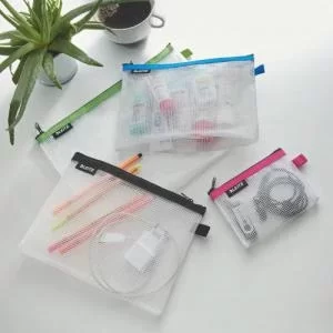 Image of Leitz WOW water resistant Travel Pouch cosmetic. Size 24x17x3 cm.