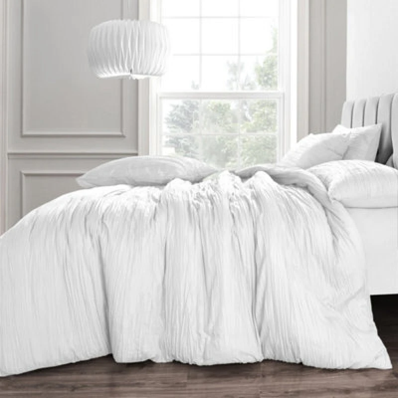 Image of Velosso Pleated Bedding Set with Duvet Cover & Pillowcase in White Size: King White Unisex King