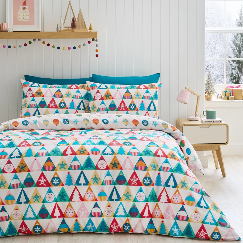 Image of Catherine Lansfield Christmas Geo Duvet Cover Bedding Set Cream