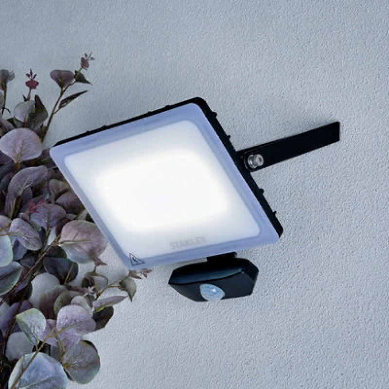 Image of Stanley Frosted Floodlights Black / Frosted Opal Mains-Powered Cool Daylight LED Pir Slimline Floodlight 4500Lm